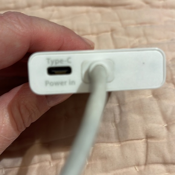 J 5 Create hub USB C Multi adapter - Picture 4 of 12